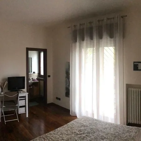 Short Lets Cancellorotto Pensión Bari